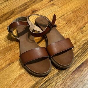 Brown leather sandals